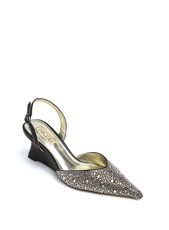 نيكولي أوريانا