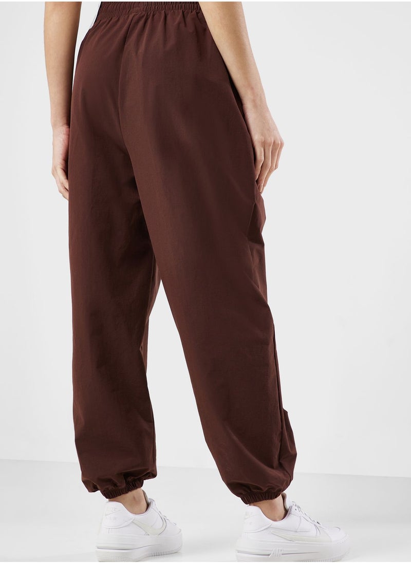 Nike - Trend Joggers - Image 1