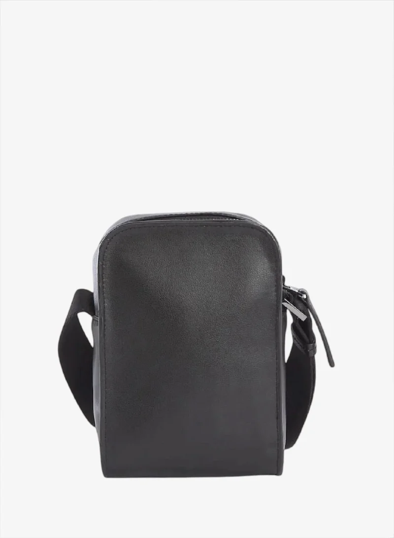 كالفن كلاين حقيبة مراسل