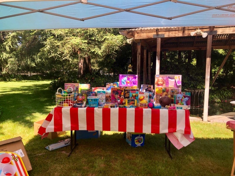 Oojami غطاء طاولة بموضوع الكرنفال بخطوط حمراء وبيضاء من أوجامي - عبوة من 6 - Image 2