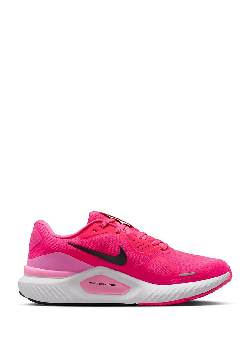 Nike Structure 26