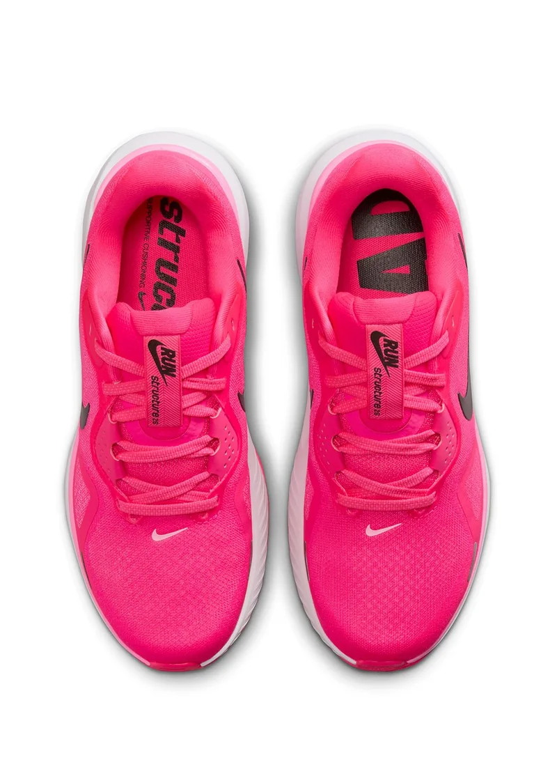 Nike Structure 26