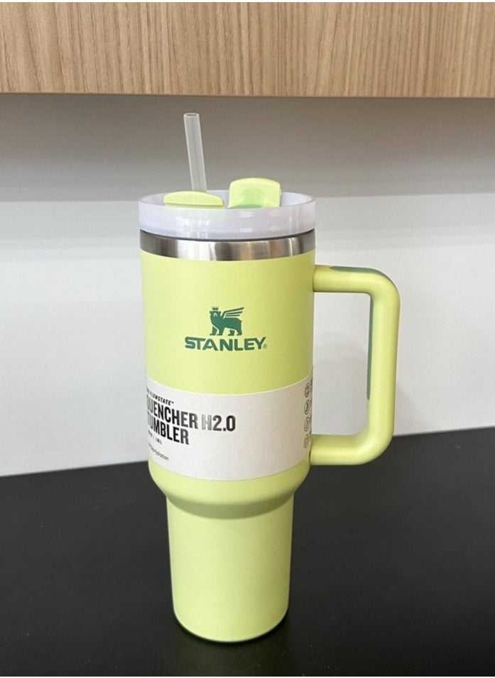 Stanley - Car Mounted Large Capacity Insulated Cup - Image 1