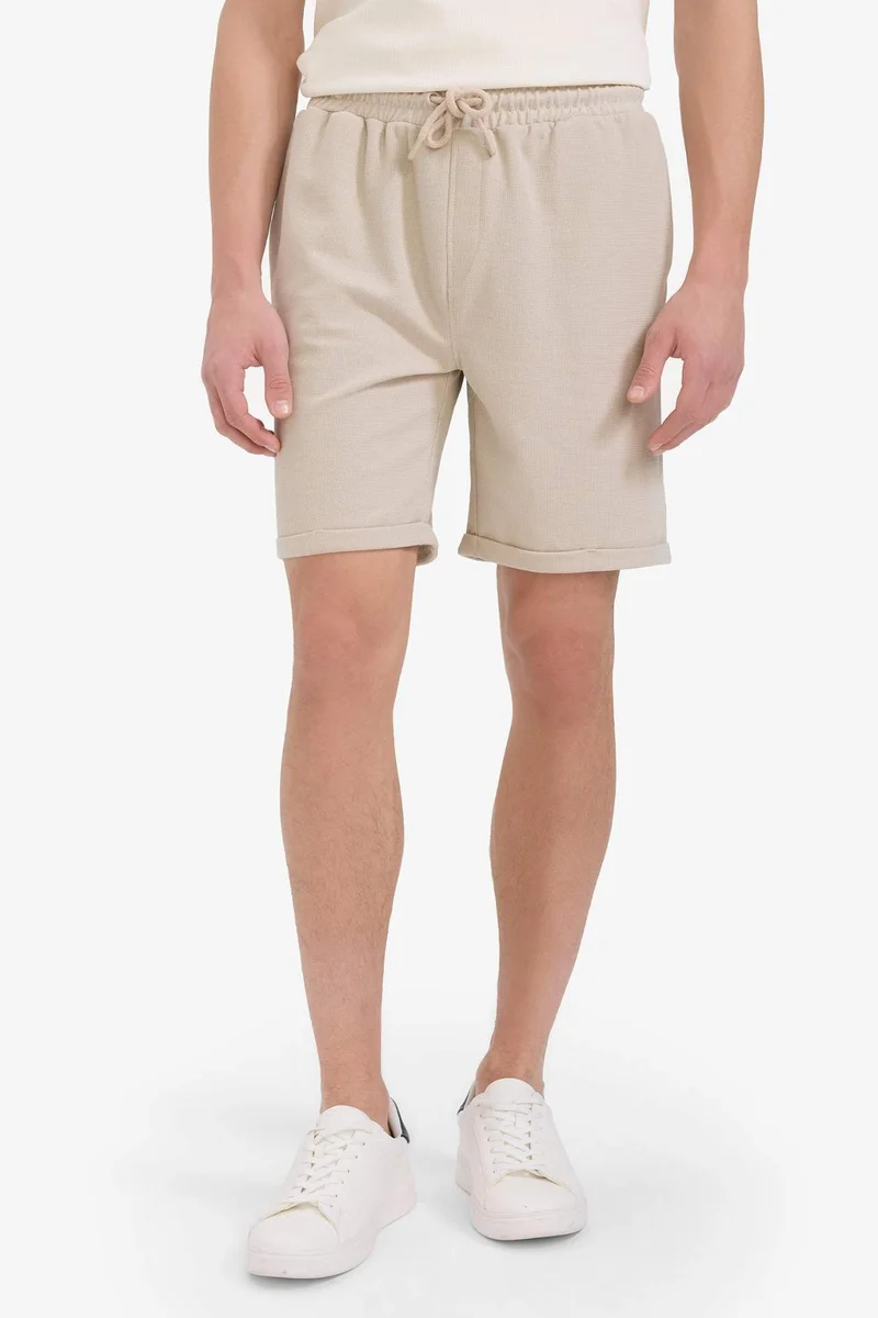 ديفاكتو Regular Fit Shorts