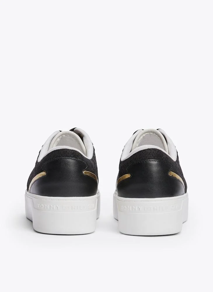 تومي هيلفيغر Lace Up Low Top Sneakers