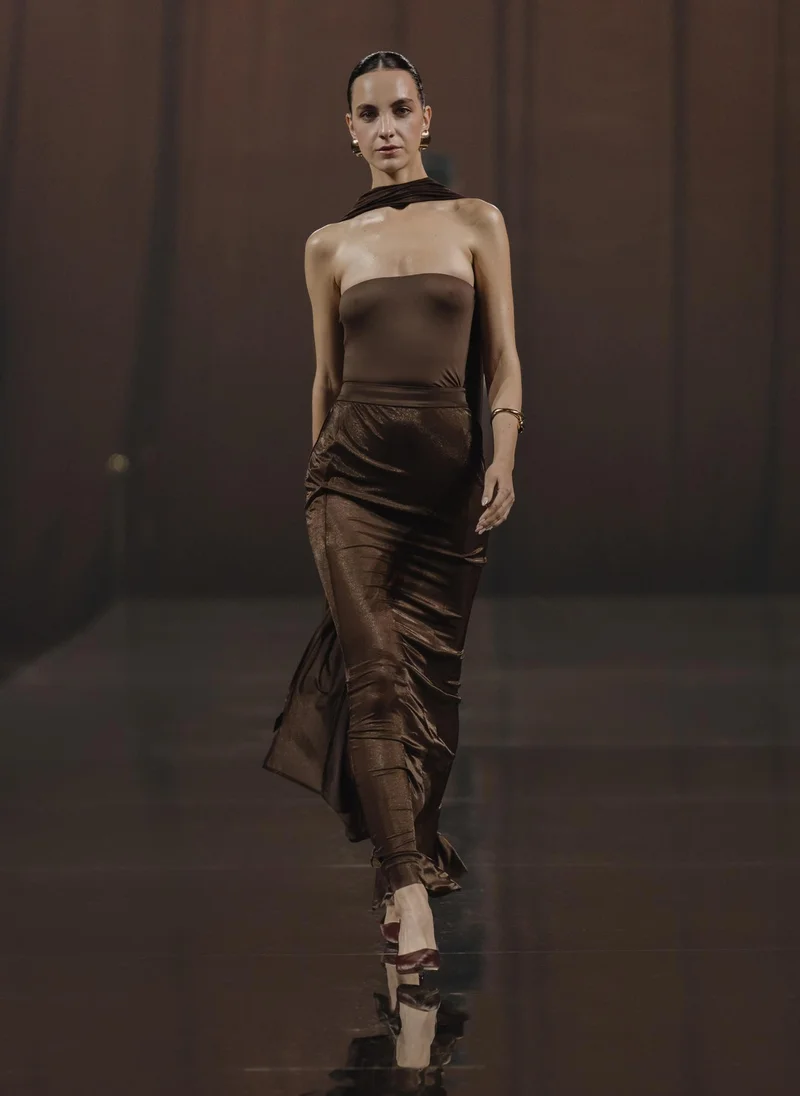 Lichi Set of micro shorts and floor-length skirt