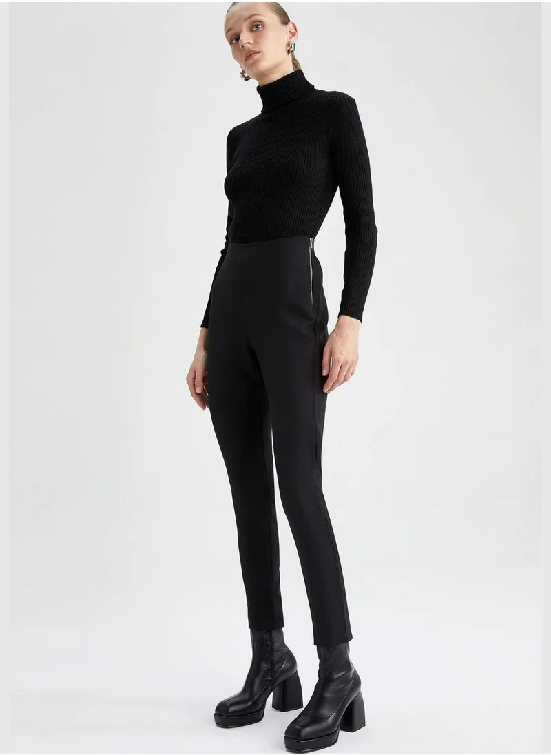 DeFacto Woman Skinny Fit Woven Trousers