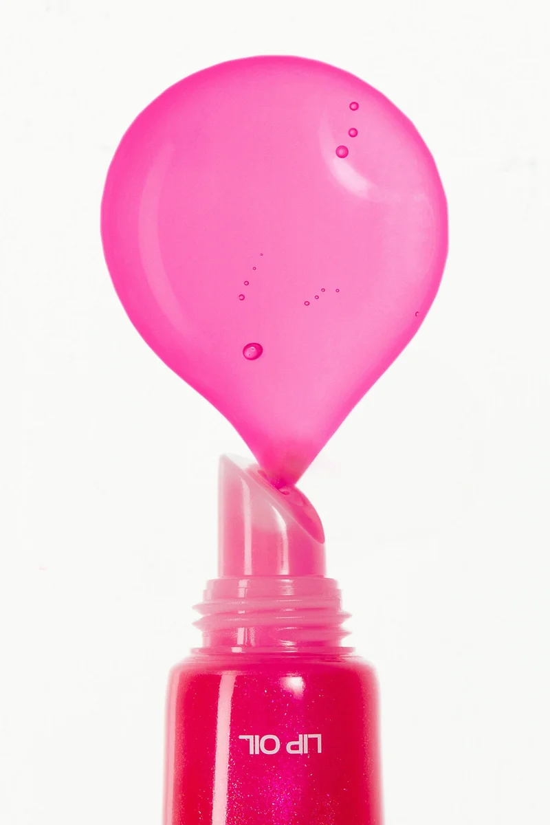 اتش اند ام زيت للشفاه