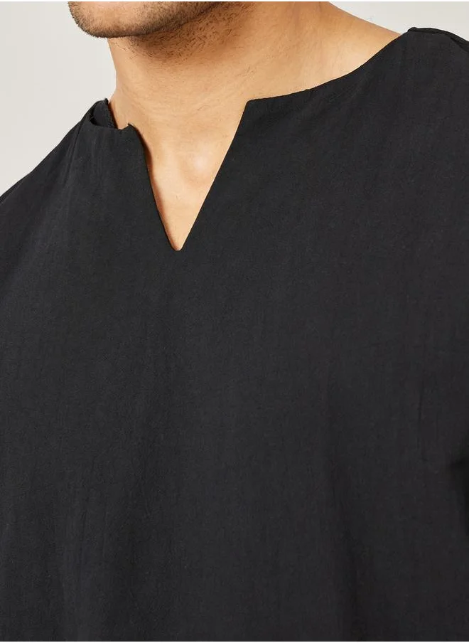 ستايلي Textured Woven Notch Neck Shirt