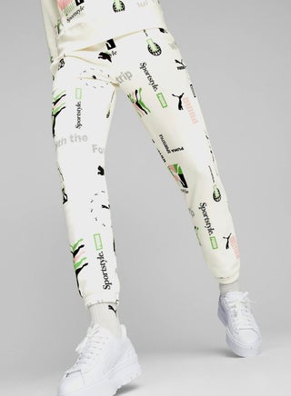 Classics Brand Love Aop Sweatpants - pzsku/Z342E928C063E953F4892Z/45/_/1696699847/c11c5ed8-b5ec-430c-8fa9-bcc3da78079c
