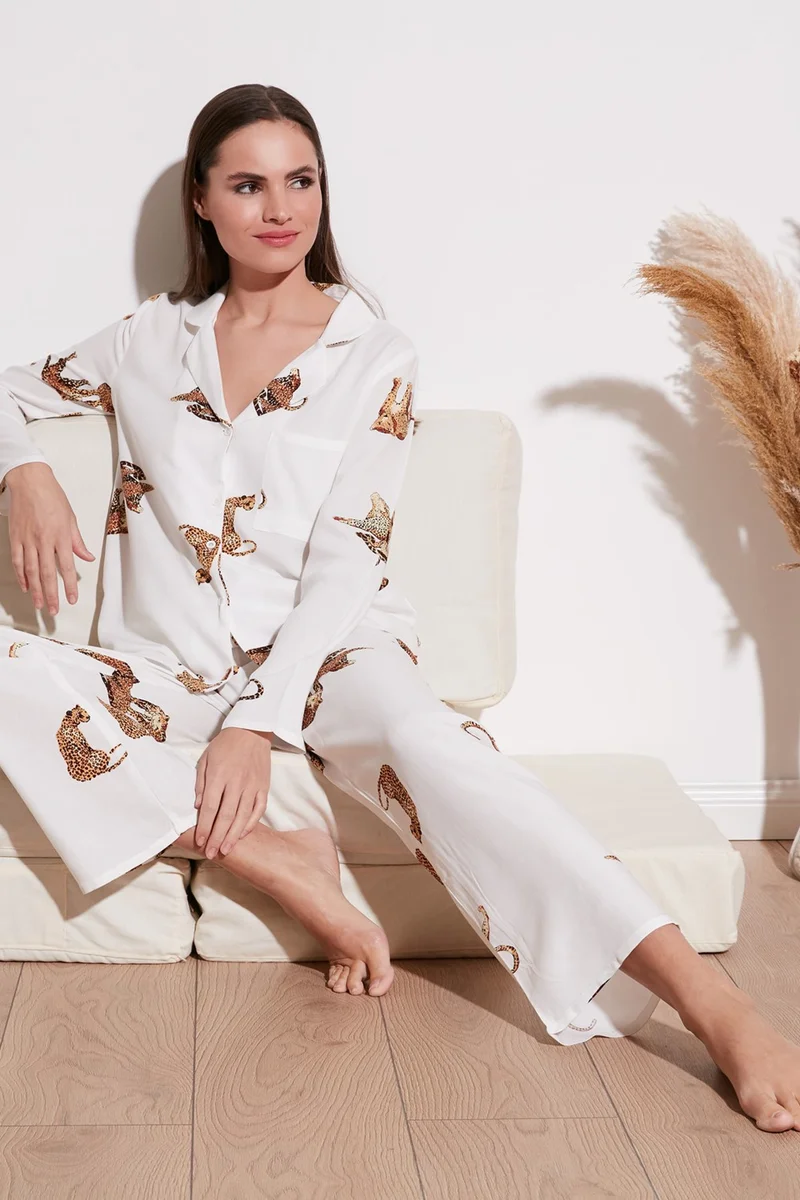 Lela Patterned Waist Elastic Pocket Detailed Shirt Collar Woven Pajama Set Women's Pajama Set 6110116
