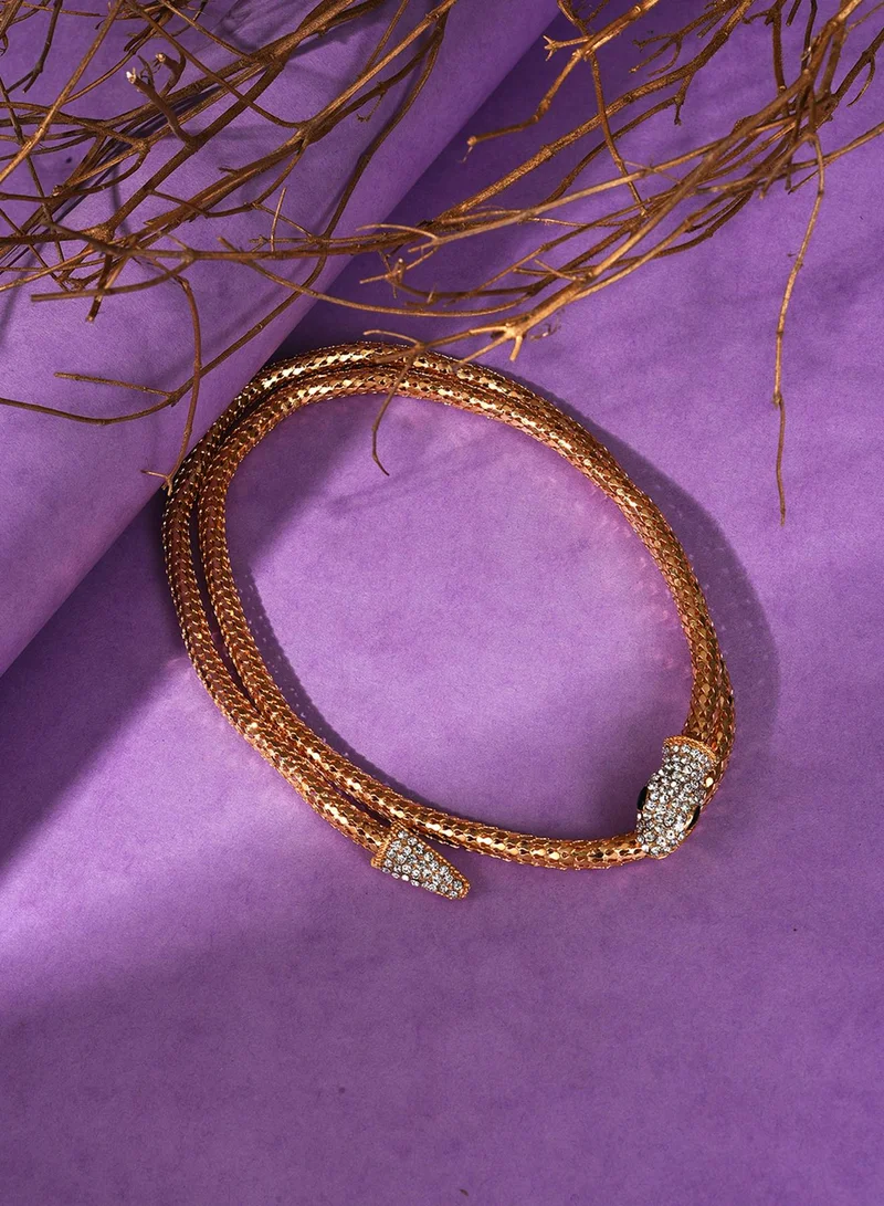 سوهي قلادة عصرية بيضاء من المجوهرات الاصطناعية