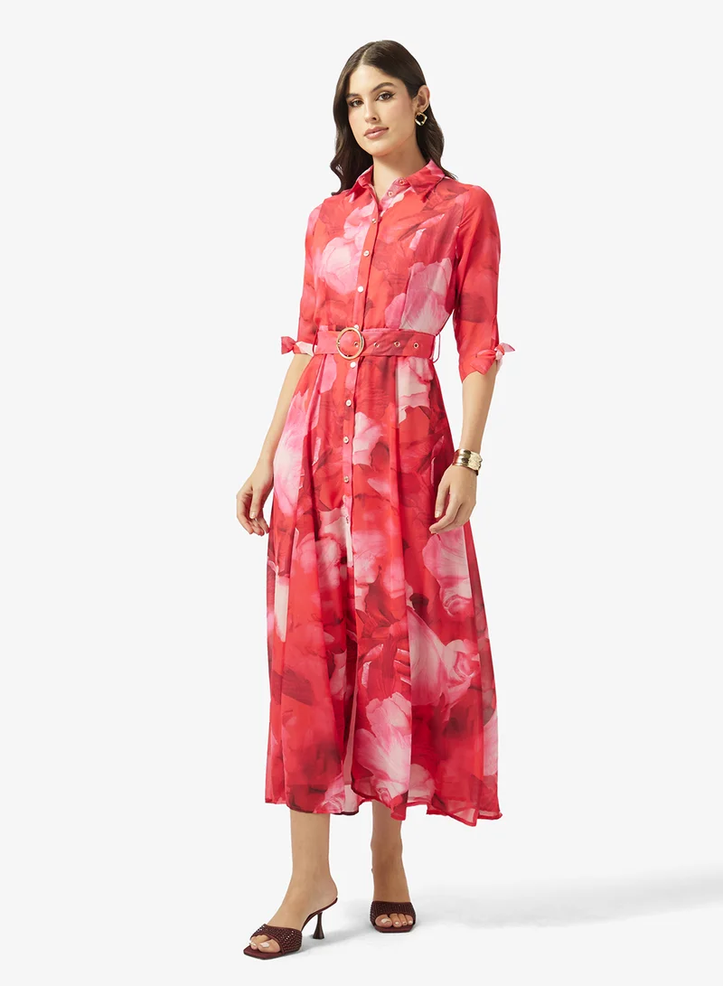 ستايل تشيت فستان ماكسي بطبعات زهور وحزام