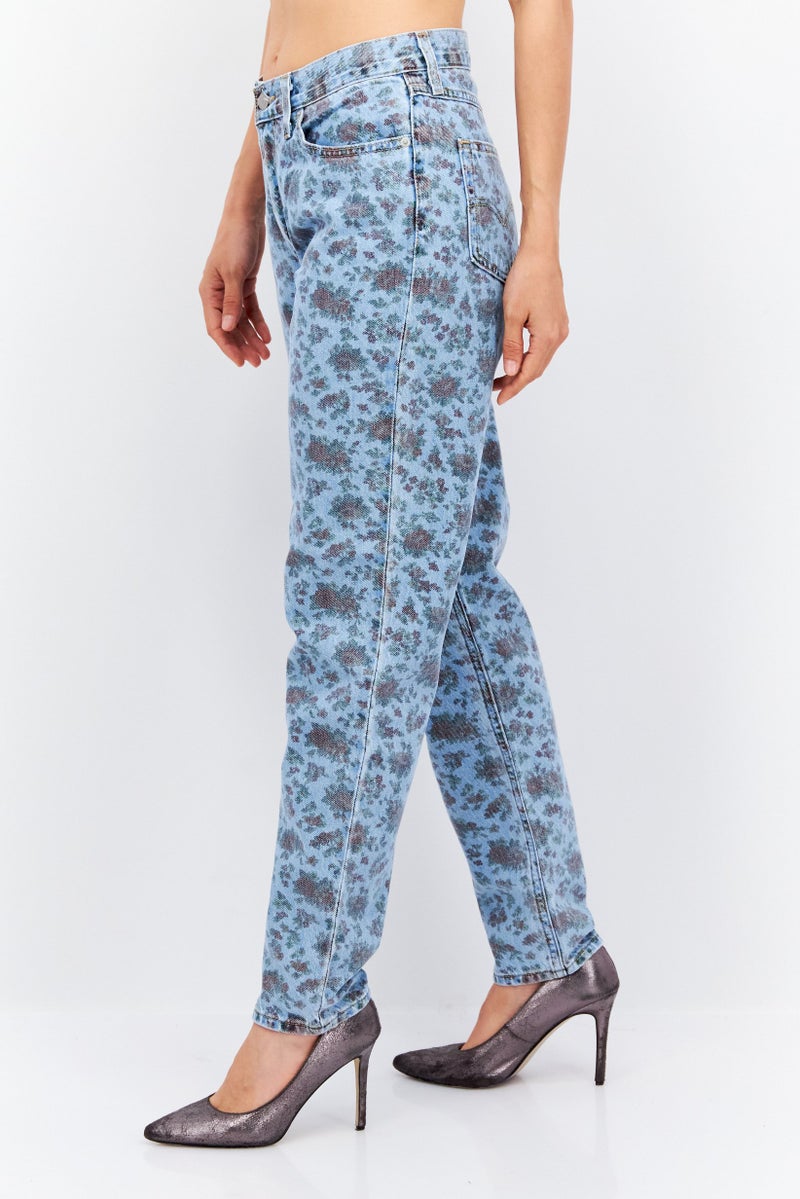 Levi's جينز نسائي غير قابل للتمدد بتصميم مطبوع شامل، مجموعة أزرق - Image 3