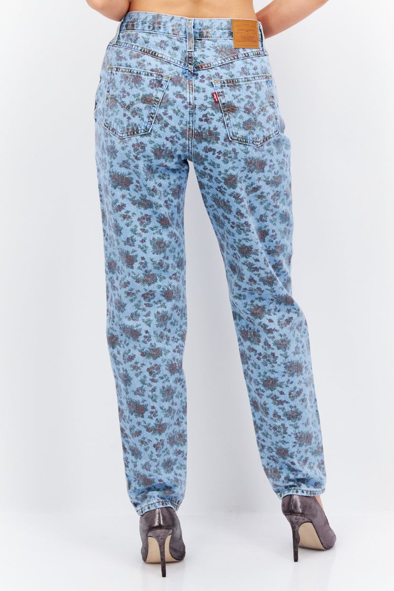 Levi's جينز نسائي غير قابل للتمدد بتصميم مطبوع شامل، مجموعة أزرق - Image 2