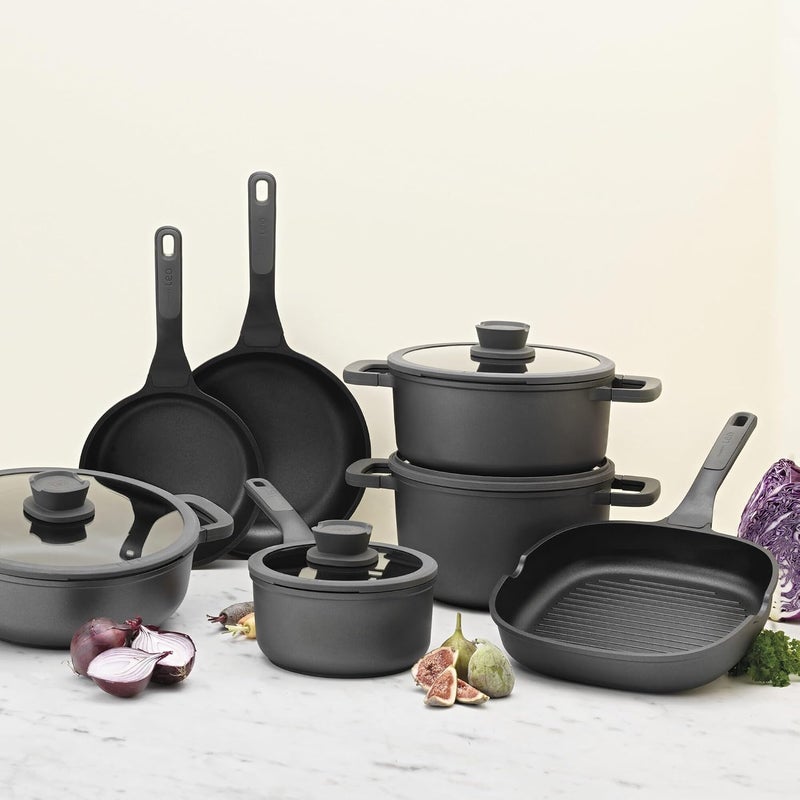 BergHOFF Leo Stone+ Non-stick Ceramic 7in Saucepan 2.1qt. With Glass Lid, Aluminum, CeraGreen, Non-toxic, Long Stay-cool Handle, Silicone Cover, Spoon Rest, Induction Pan - Image 4