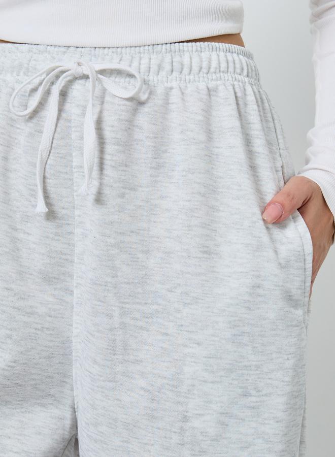 Styli Women Grey Solid Drawstring Waist Loose Fit Joggers - Image 3