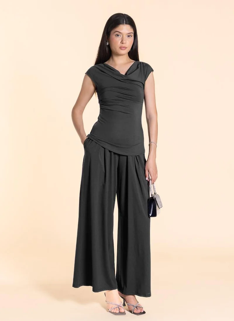 SHAPES SOFT COWL NECK TOP SET