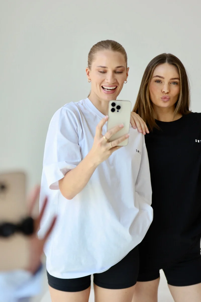  swtz BOYFRIEND TSHIRT