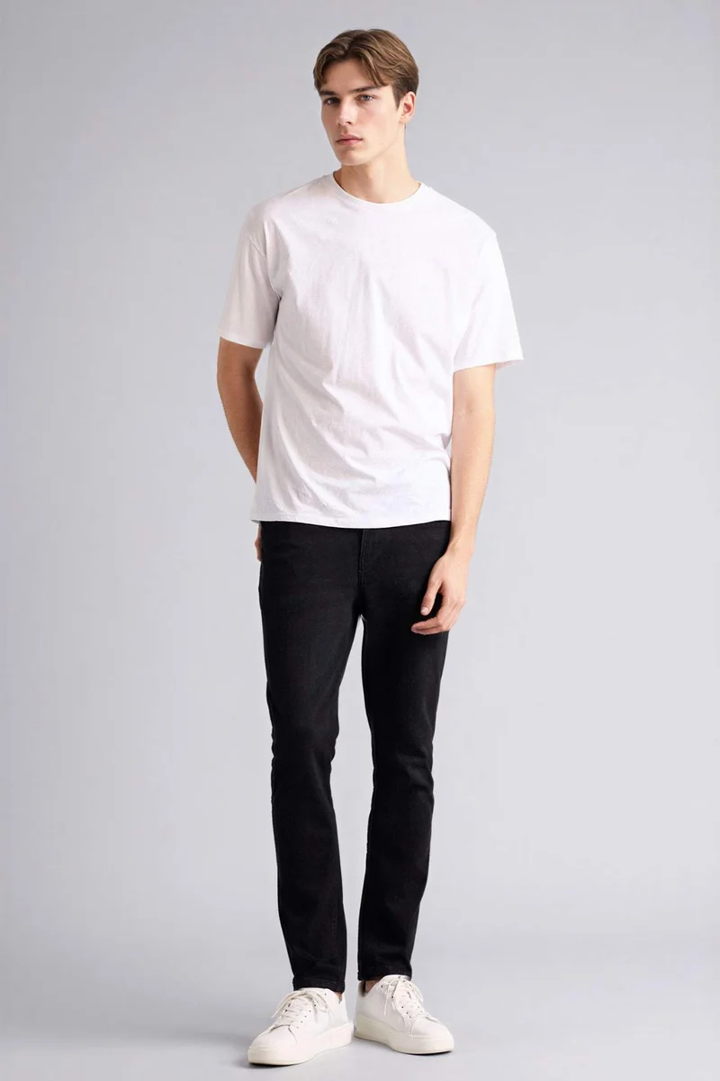 ديفاكتو Pedro Slim Fit Jeans