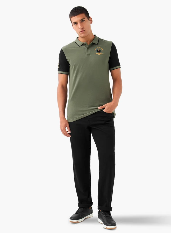 سبلاش فيڤ تيشيرت بولو مطرز بشعار