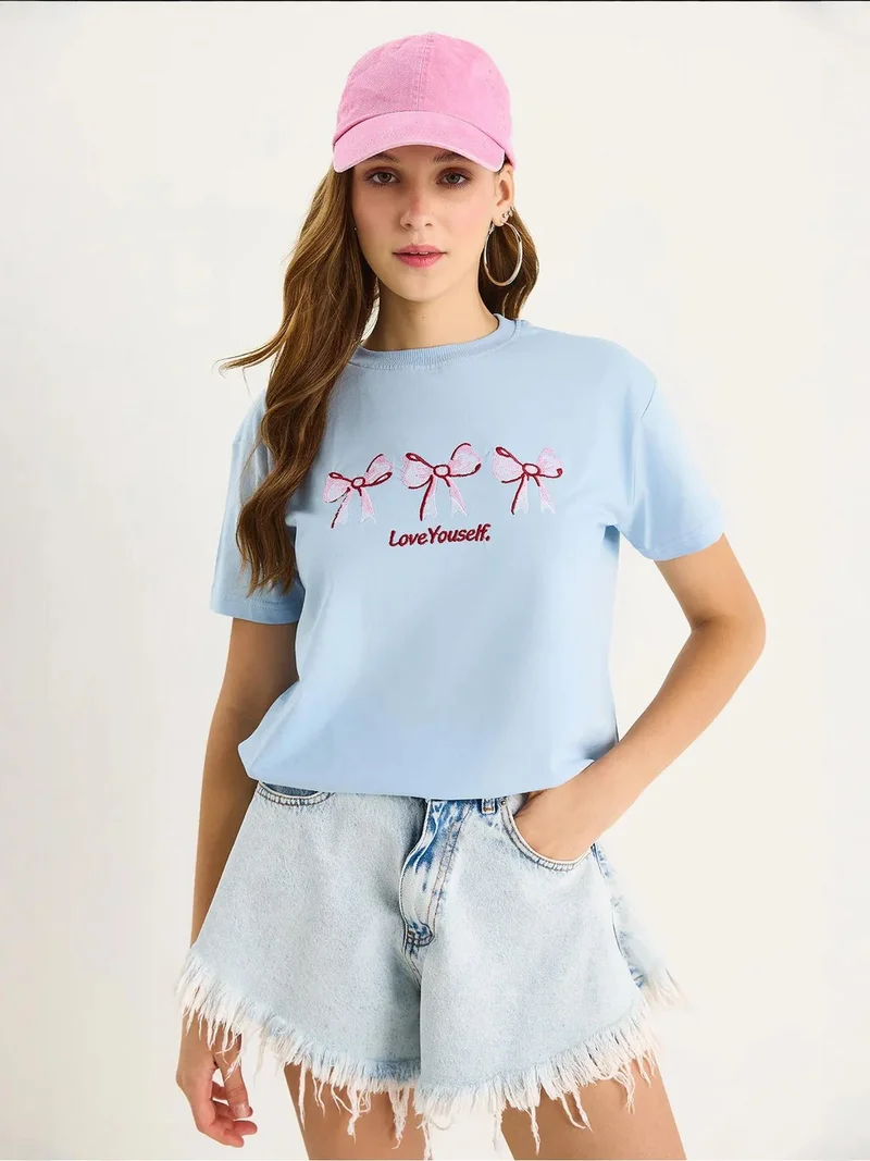 بيانكو لوتشي تي شيرت قطن برقبة دائرية مطرز من لوتشي