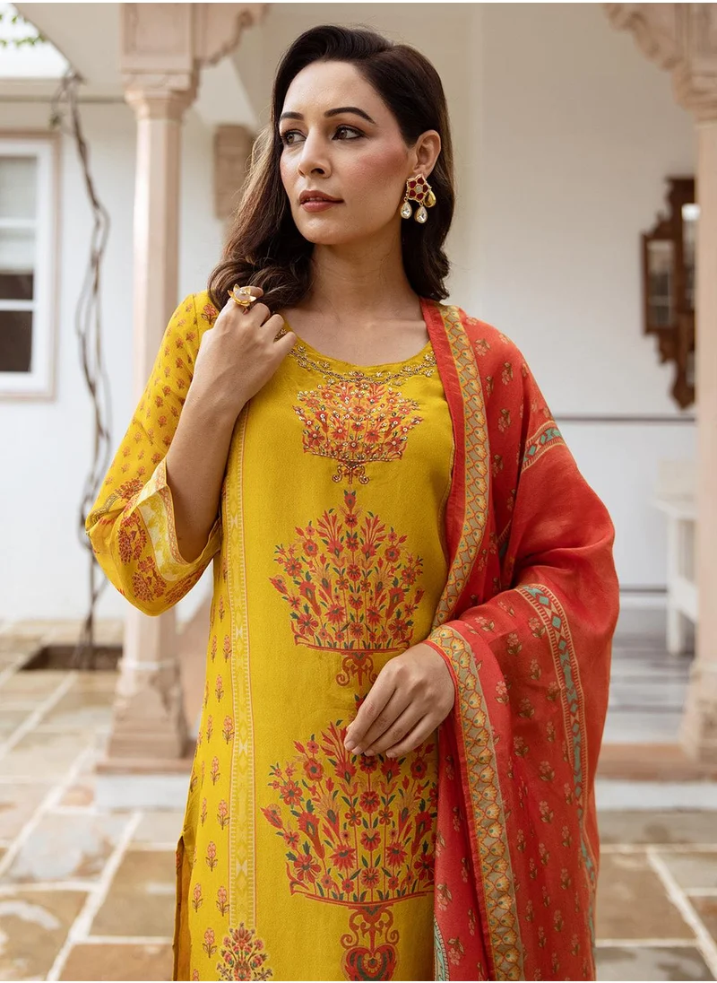 آي شين Women's Mustard Viscose Blend Printed Tunic Full Length Casual Straight Fit Kurta Set