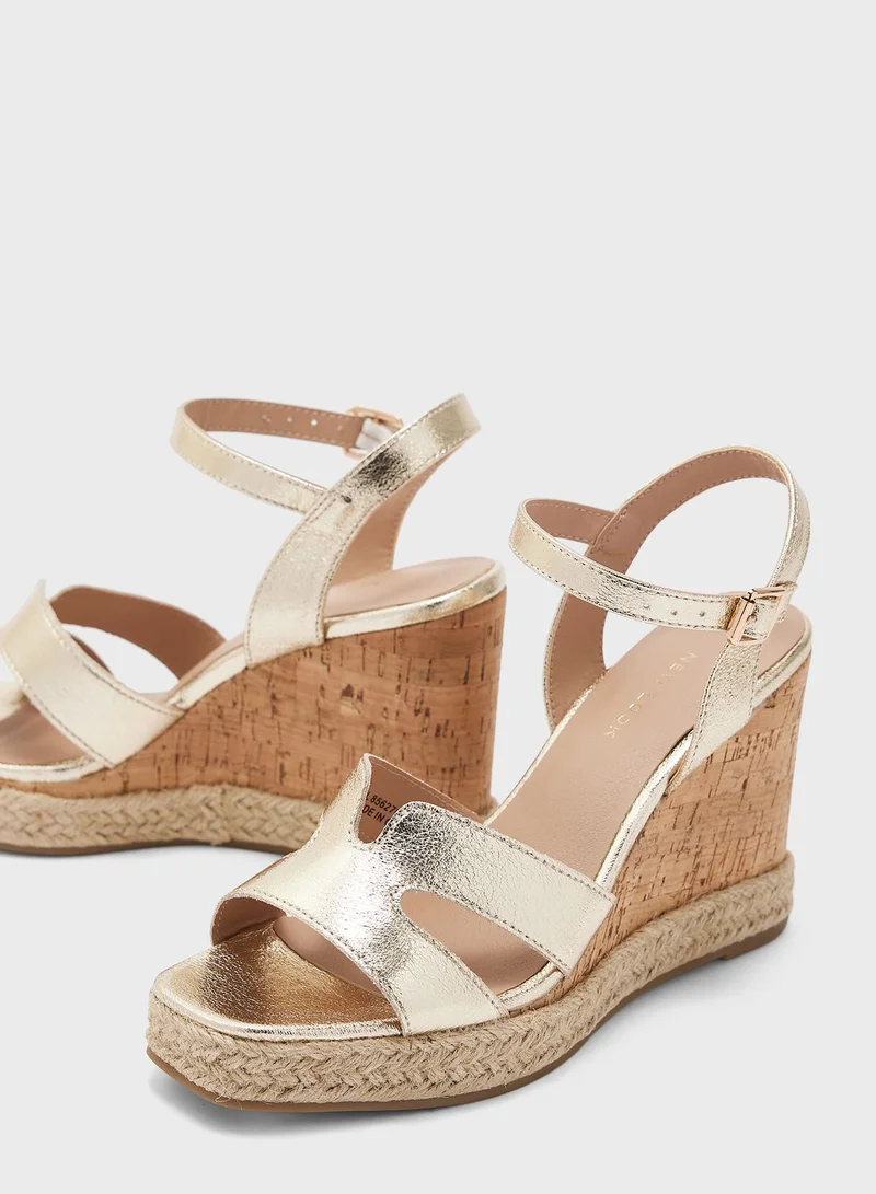 NEW LOOK Pearls Wedge Sandals