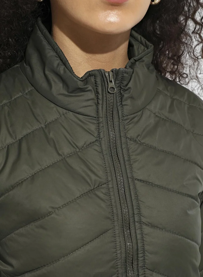 Campus Sutra Women's Olive Green Quilted Puffer Jacket With Zip Closure