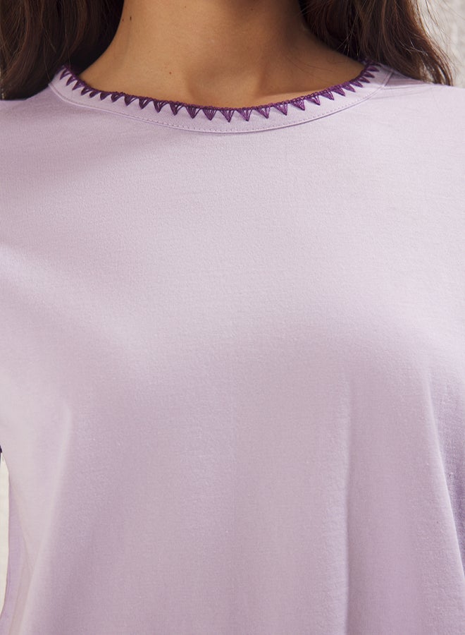 trendyol Lilac 100% Cotton Contrast Stitch Detail Basic Crew Neck Knitted T-Shirt - Image 3