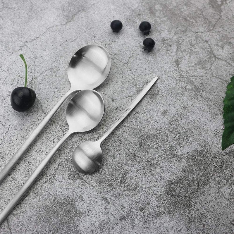 JASHII مجموعة أدوات المائدة جاشي 24 قطعة من الفولاذ المقاوم للصدأ لمطبخ معدني أدوات المائدة لمجموعة تخدم 6 أشخاص بتشطيب غير لامع لمجموعة أدوات المائدة لحفلة عيد الميلاد العشاء غير اللامع فضي - Image 4