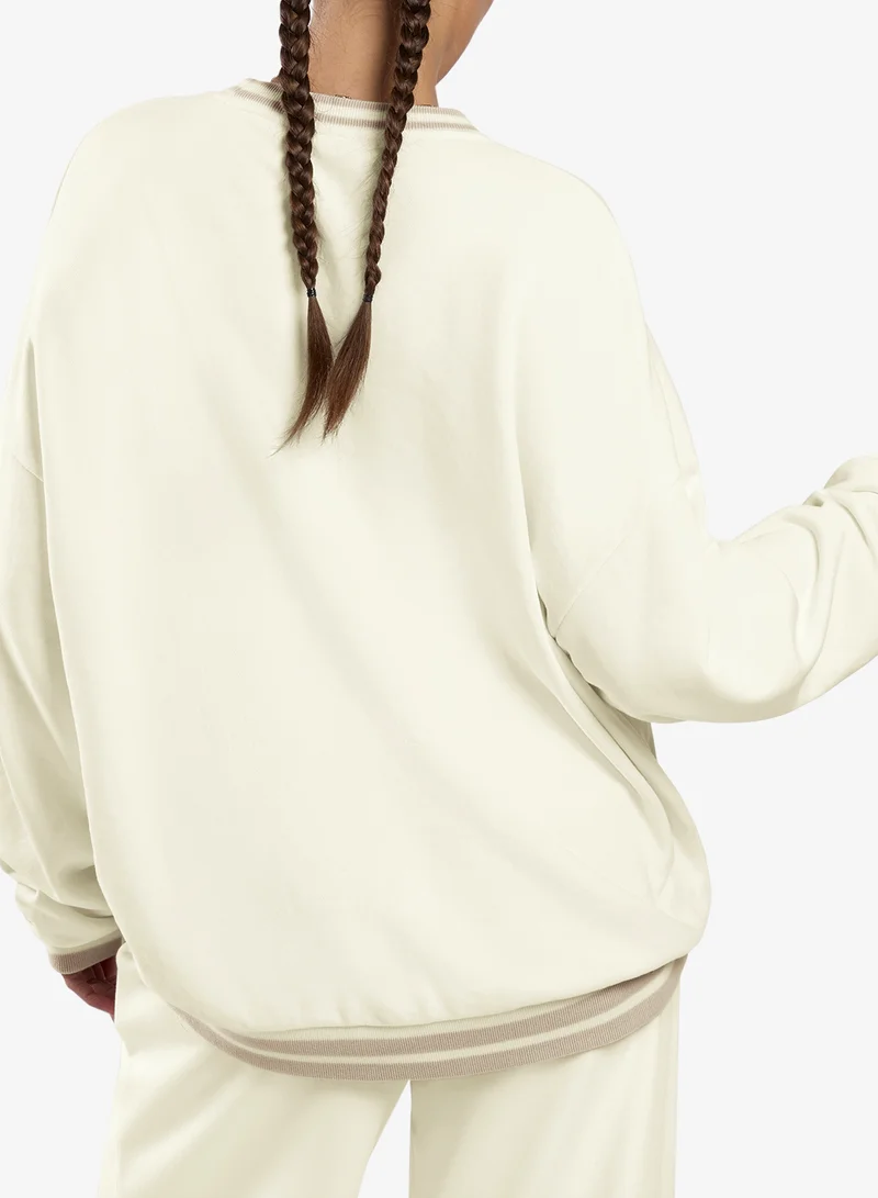 ريبوك سويت شيرت لاوين كلوب بياقة دائرية