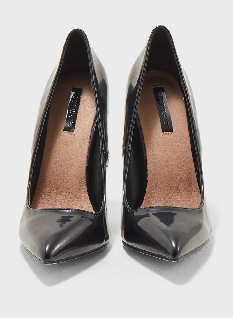 LOST INK WIDE FIT Gold Court Shoe