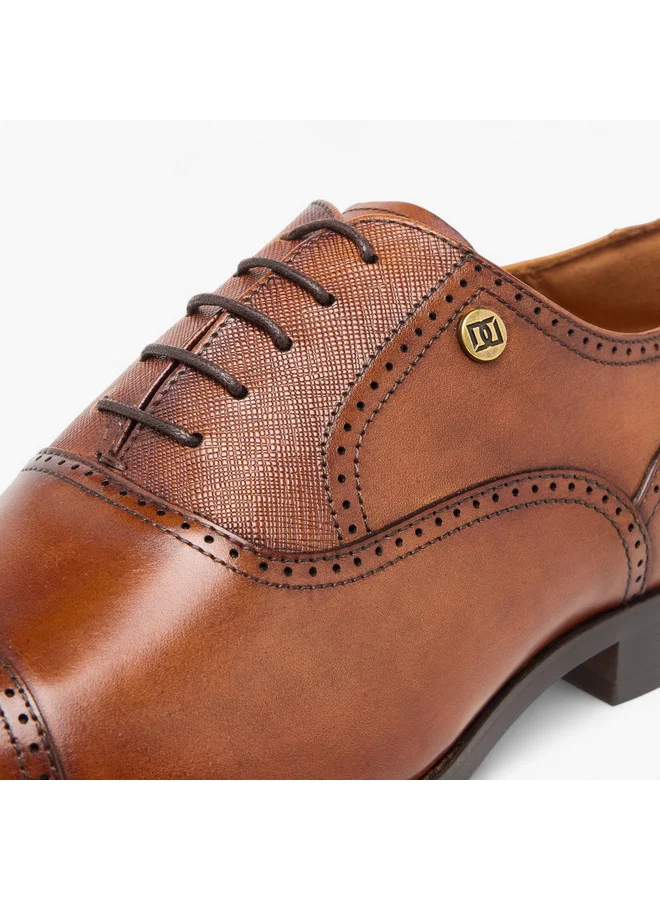 دوتشيني Men's Perforated Derby Shoes with Lace-Up Closure