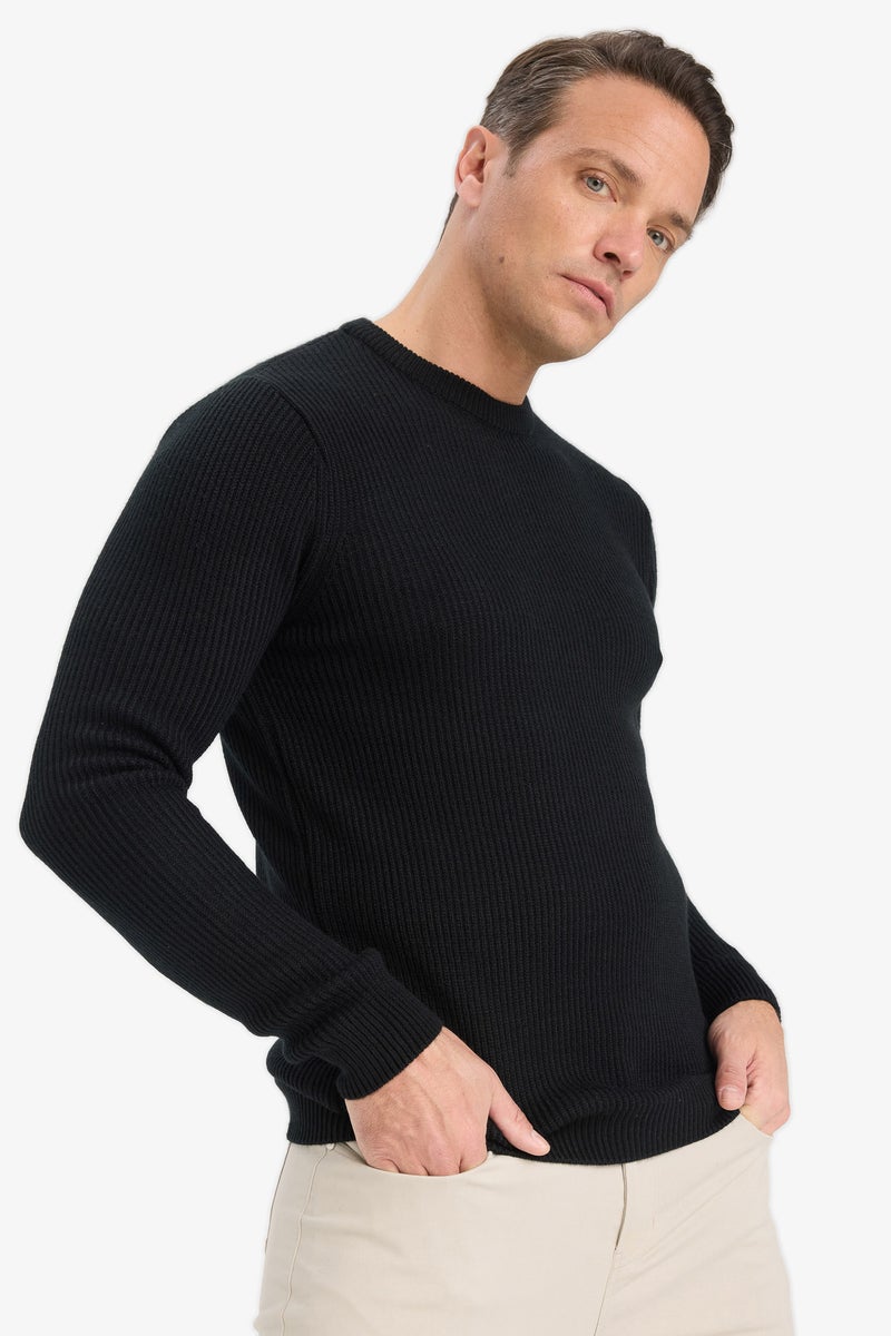 DeFacto Black Man Standard Fit Crew Neck Knitwear Pullover Casual - Image 1