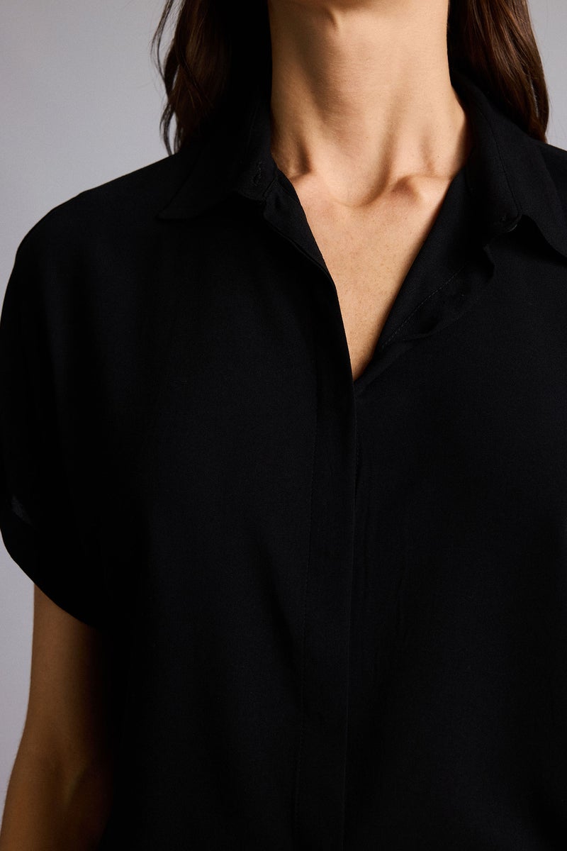 DeFacto Black Woman Regular Fit Shirt Collar Short Sleeve Shirt Casual - Image 4