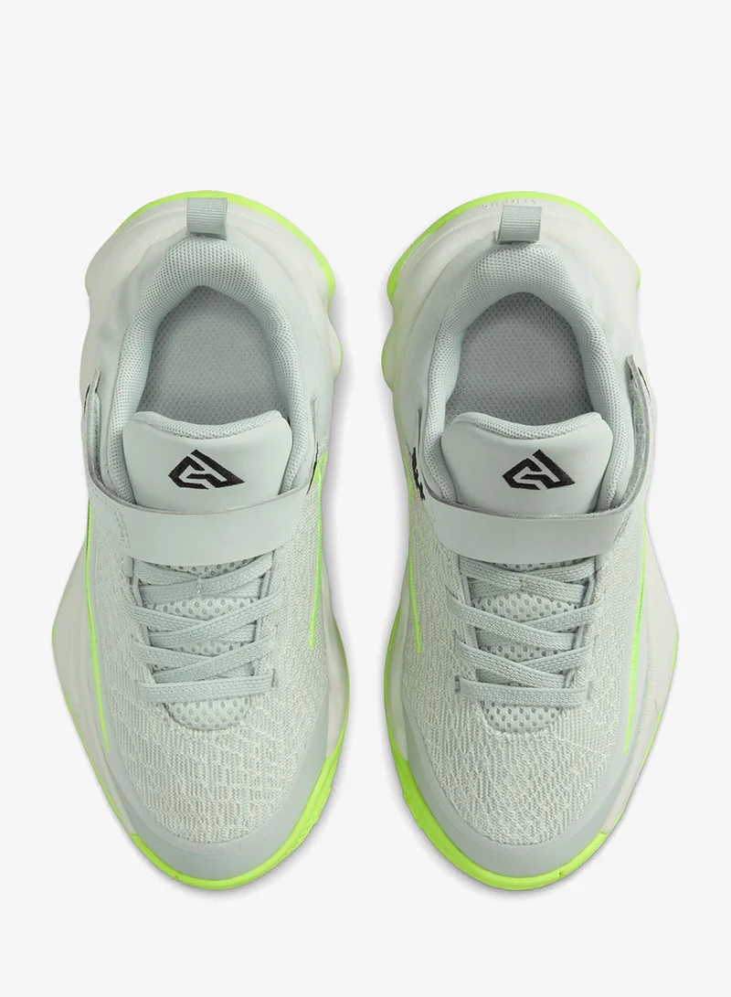 Nike Giannis Immortality 4