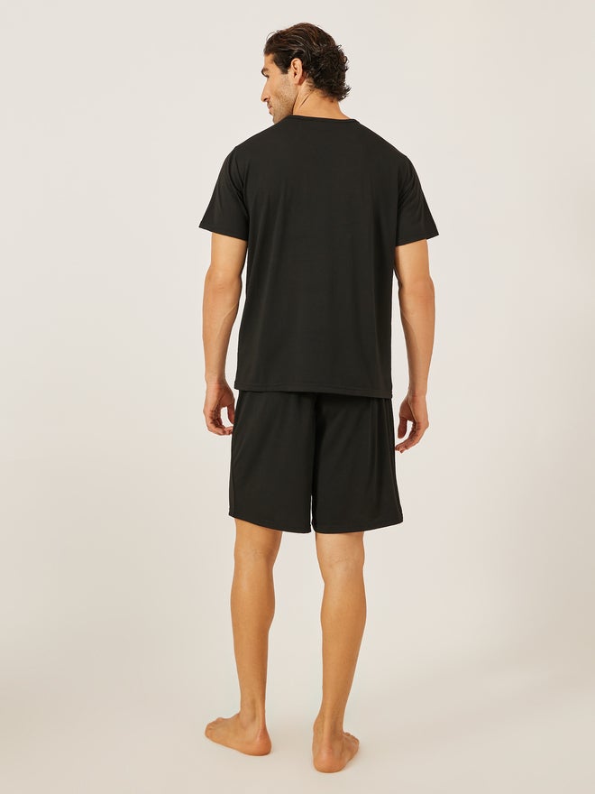 Styli Styli Unwind Graphic Printed T-Shirt and Solid Shorts Set  - Image 4