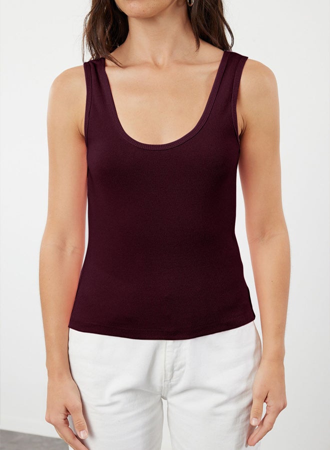 trendyol Claret Red Fitted/Body Fitted Pool Collar Elastic Knitted Tank Top  - Image 4