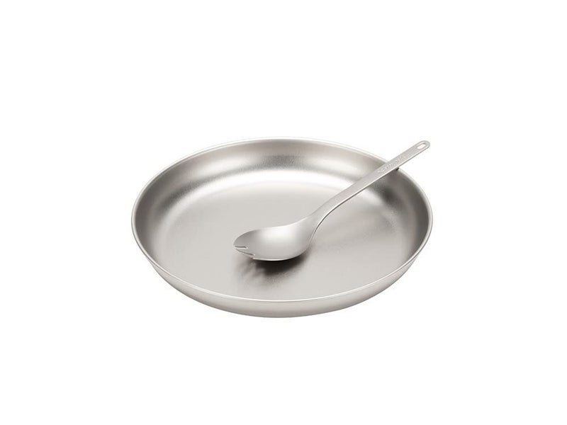 Snow Peak Titanium Trek Plate - Ultralight, Durable Camping Plate - Outdoor Kitchen Essential for Backpacking & Camping - 18 cm - Image 4