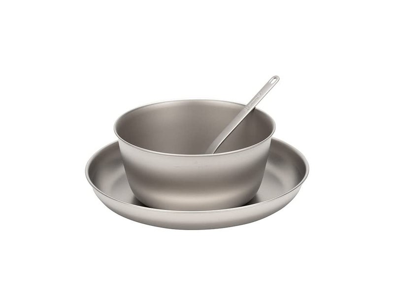 Snow Peak Titanium Trek Plate - Ultralight, Durable Camping Plate - Outdoor Kitchen Essential for Backpacking & Camping - 18 cm - Image 5
