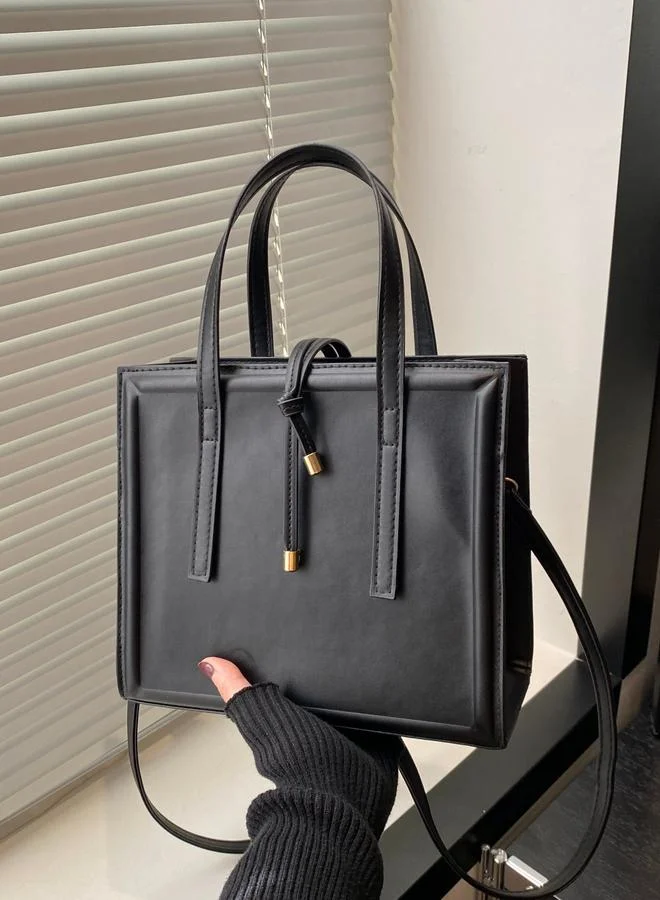 تايك تو Black Shoulder Bag with Zip Closure