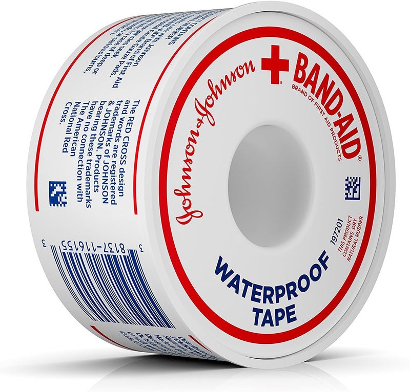 Band-Aid شريط لاصق من جانسن وجانسن للإسعافات الأولية مقاوم للماء - 1 بوصة × 10 ياردات (عبوة من 2) - Image 2