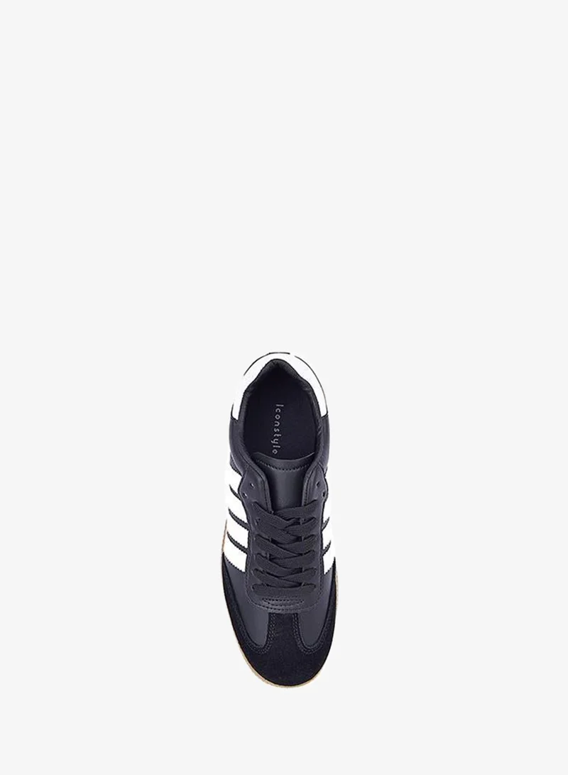 IconStyle Womens low-top stripped sneakers