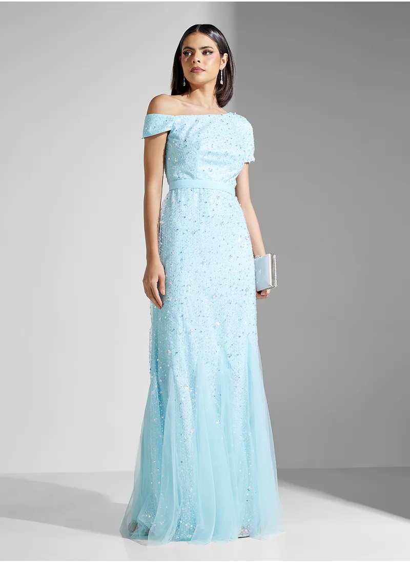 نمشي x Assymetric Shoulder Embellished Tulle Dress
