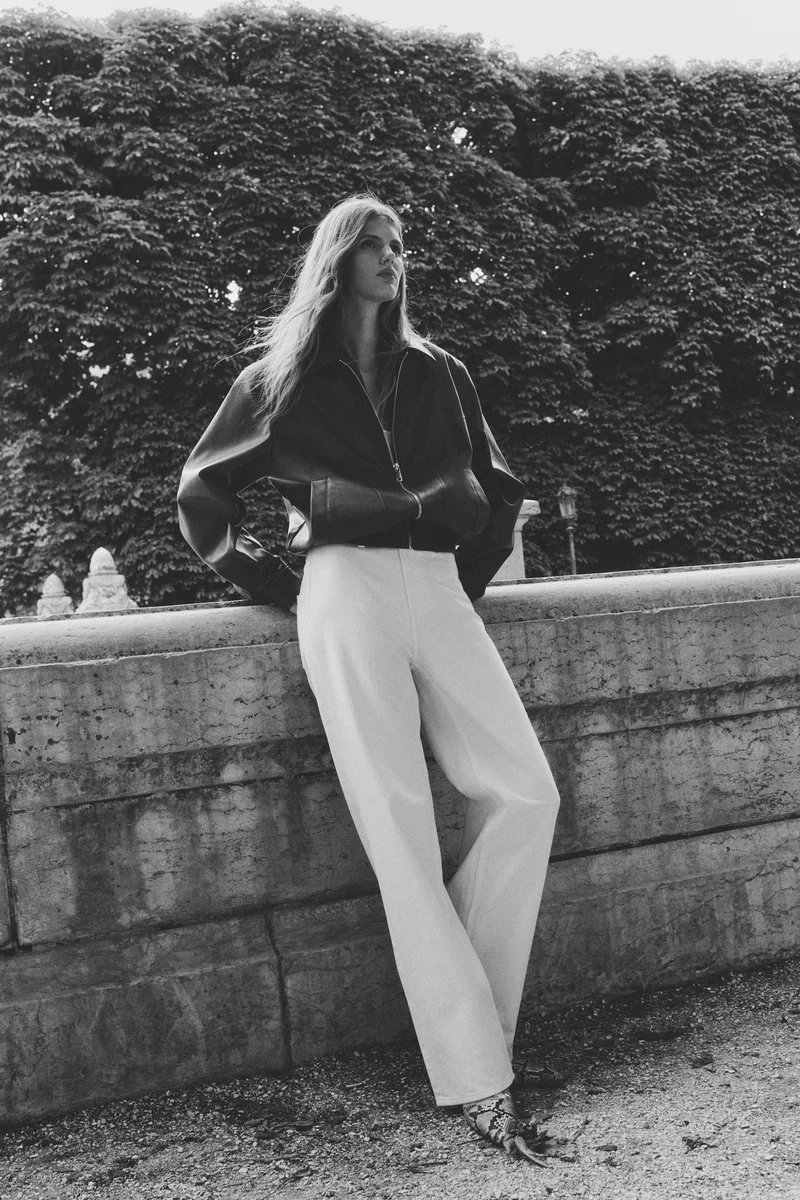 H&M Straight High Jeans