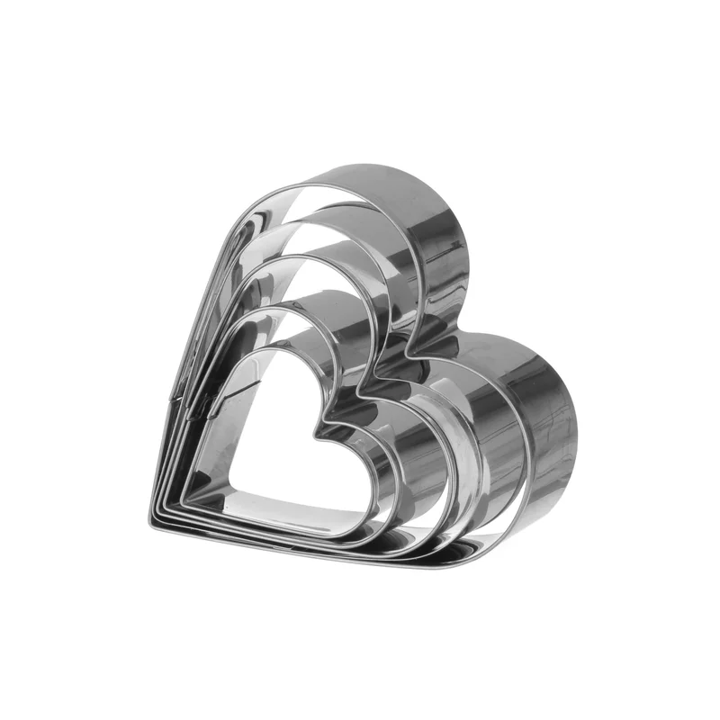 Simply Kitchen  Set 5 Heart-Shaped 18/0 Steel Cookie Cutters  | Best Price UAE