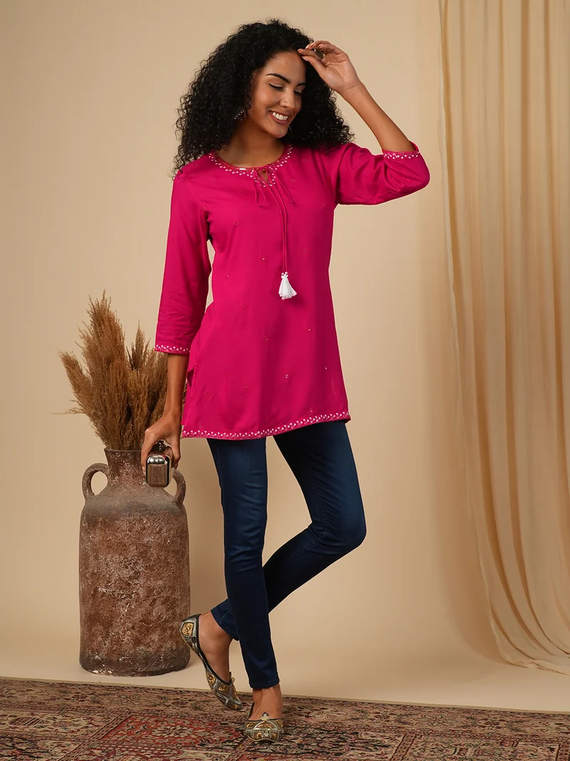 globus Women Embroidered Tie-Ups V-Neck Tunic