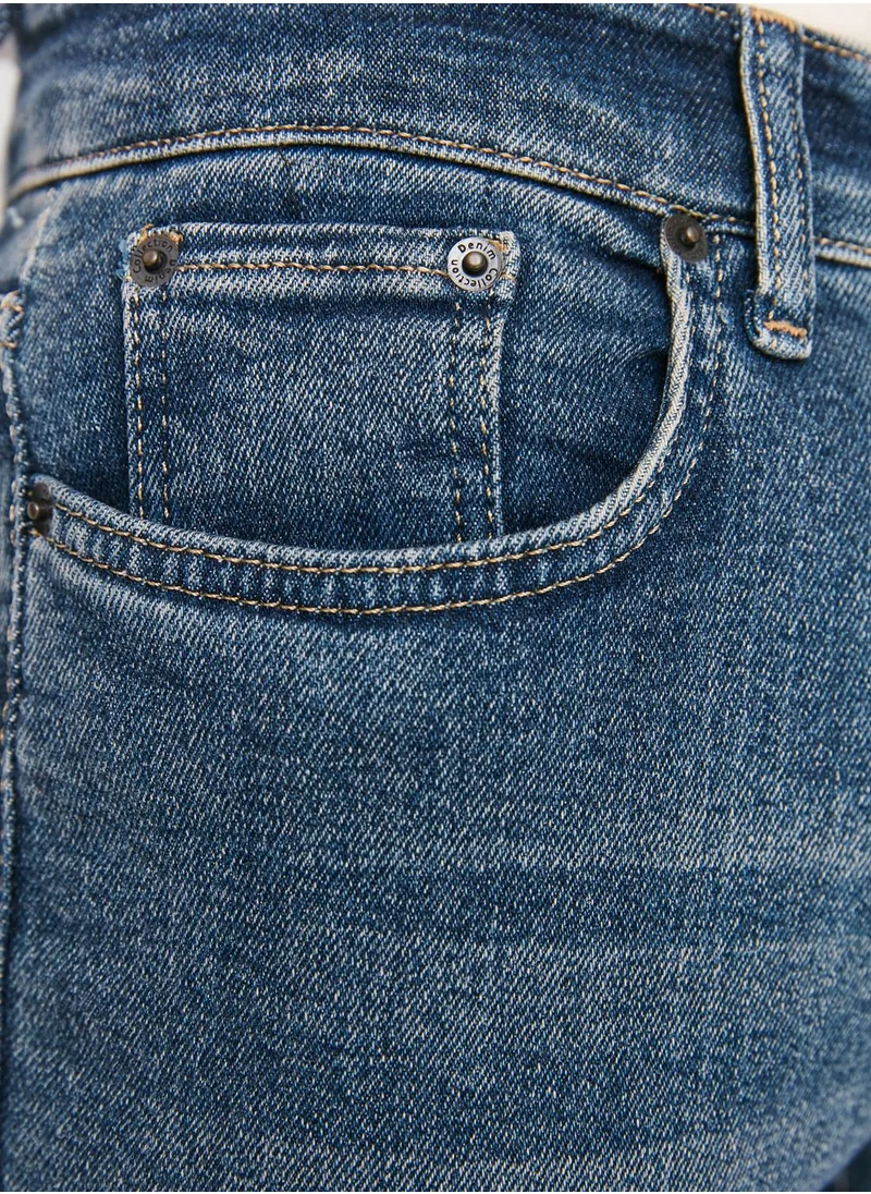 trendyol Mid Wash Skinny Fit Jeans