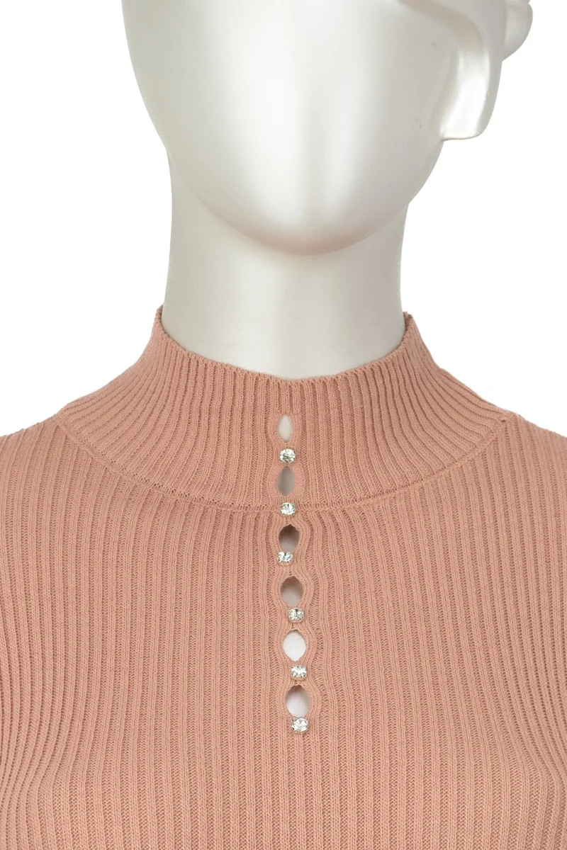 اوبلاند Women's Winter Stylish Stoned Half Collar Long Sleeve Fitted Lycra Knitted Knitwear Badi Sweater on the Chest